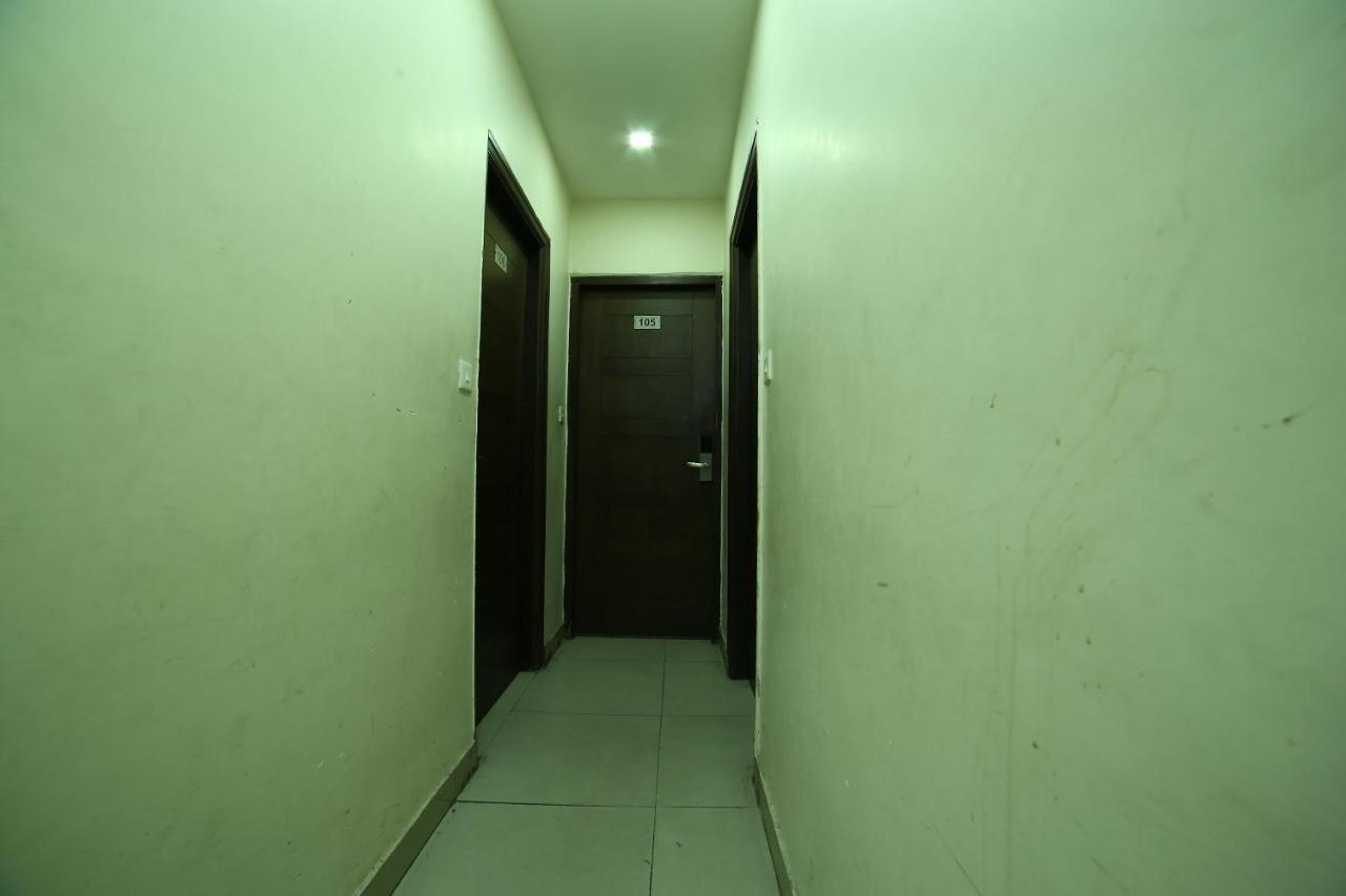 Oyo 11150 Hotel Jmd Rooms Új-Delhi Kültér fotó