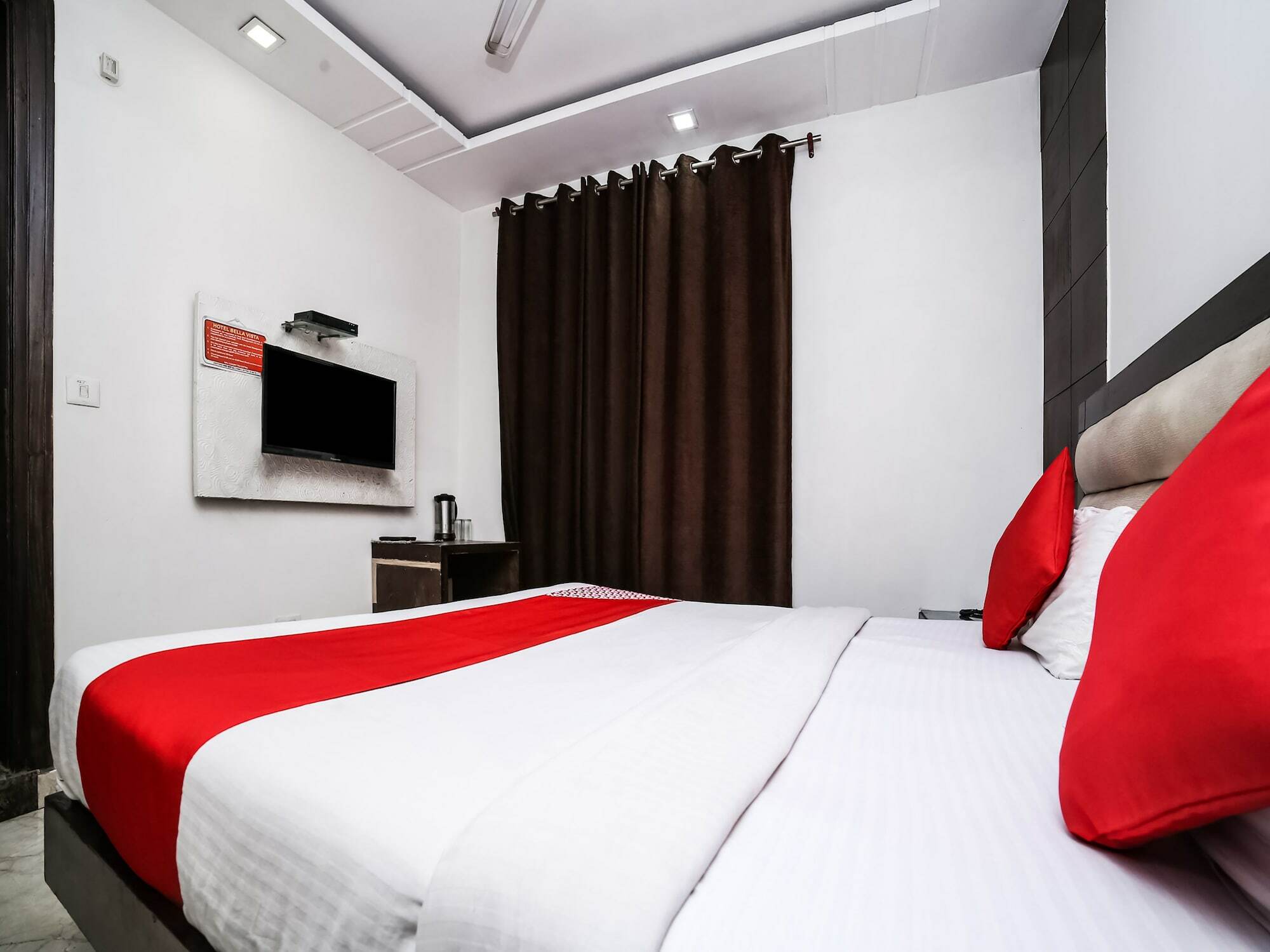 Oyo 11150 Hotel Jmd Rooms Új-Delhi Kültér fotó